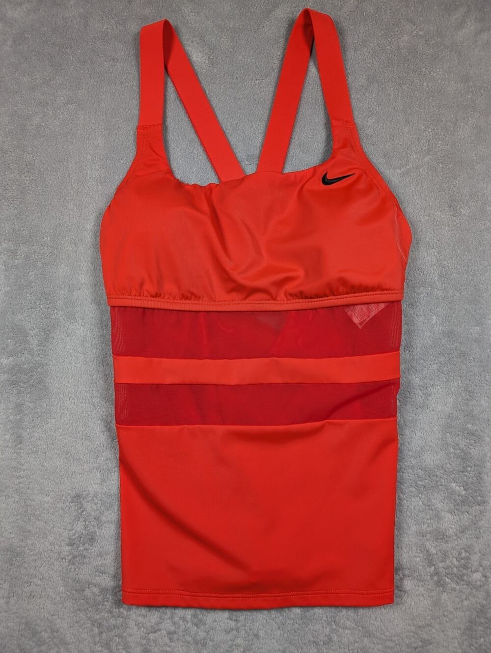 Nike Tankini Swim Top Womens XS Red Built In Bra Fitted V Back Mesh Peformance